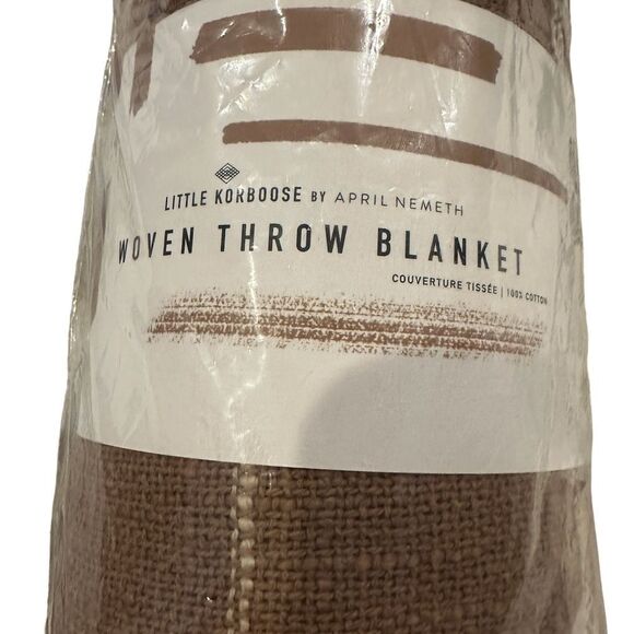 THROW BLANKET NIB LITTLE KORBOOSE BY APRIL NEMETH TAUPE IN COLOR LIGHTWEIGHT - Picture 3 of 4